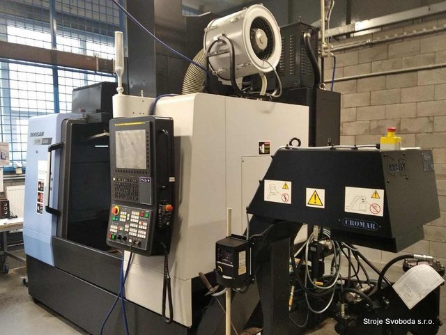 CNC obráběcí centrum s řídicím systémem Fanuc i-series DNM4500 (Stroj c.1 - CNC obrabeci centrum DOOSAN DNM4500 s ridicim systemem Fanuc i-series  (1).jpg)